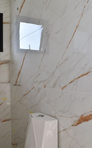 Casa de condomínio para alugar com 171m², 3 quartos e 2 vagasBanheiro da Edícula