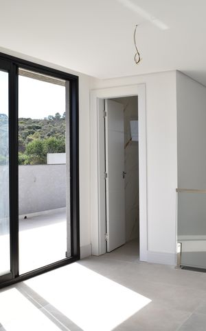 Casa de condomínio para alugar com 171m², 3 quartos e 2 vagasEdícula