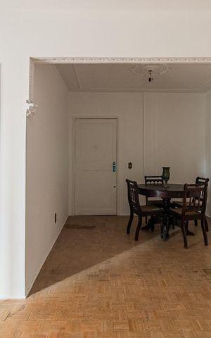 Apartamento à venda com 76m², 2 quartos e sem vagaSala