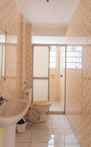 Apartamento à venda com 76m², 2 quartos e sem vagaBanheiro Social