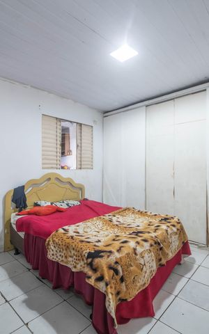 Casa à venda com 500m², 2 quartos e 2 vagasQuarto 2