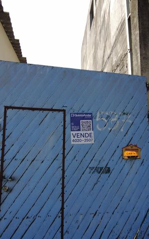 Casa à venda com 500m², 2 quartos e 2 vagasPlaquinha
