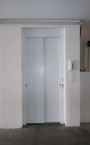 Apartamento à venda com 123m², 2 quartos e 4 vagasElevador