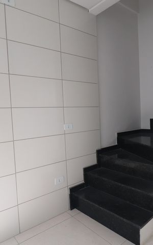 Apartamento à venda com 123m², 2 quartos e 4 vagasEscada