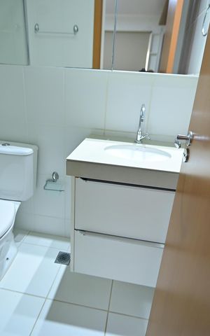 Apartamento para alugar com 51m², 2 quartos e 1 vaga Apartamento para alugar com 51m², 2 quartos e 1 vagaBanheiro da Suite
