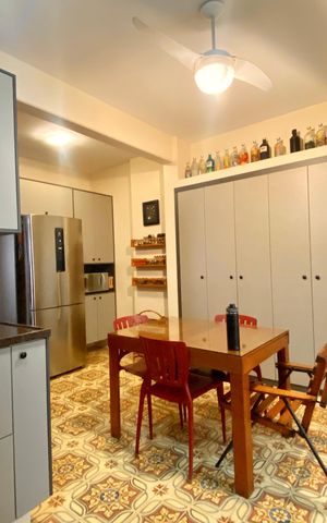 Apartamento à venda com 167m², 4 quartos e 1 vaga Apartamento à venda com 167m², 4 quartos e 1 vagaCozinha