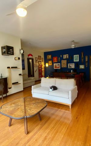 Apartamento à venda com 167m², 4 quartos e 1 vaga Apartamento à venda com 167m², 4 quartos e 1 vagaSala