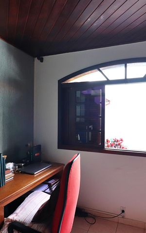 Casa à venda com 235m², 2 quartos e 8 vagasQuarto 2