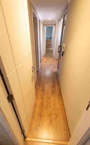 Apartamento à venda com 138m², 3 quartos e 3 vagas Apartamento à venda com 138m², 3 quartos e 3 vagasCorredor