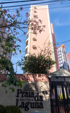 Apartamento à venda com 138m², 3 quartos e 3 vagas Apartamento à venda com 138m², 3 quartos e 3 vagasFachada