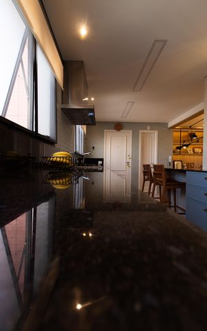 Apartamento à venda com 138m², 3 quartos e 3 vagas Apartamento à venda com 138m², 3 quartos e 3 vagasCozinha