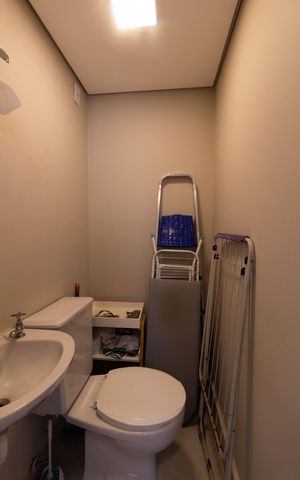 Apartamento à venda com 138m², 3 quartos e 3 vagas Apartamento à venda com 138m², 3 quartos e 3 vagasÁrea de Serviço