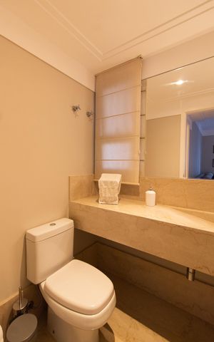 Apartamento à venda com 138m², 3 quartos e 3 vagas Apartamento à venda com 138m², 3 quartos e 3 vagasLavabo