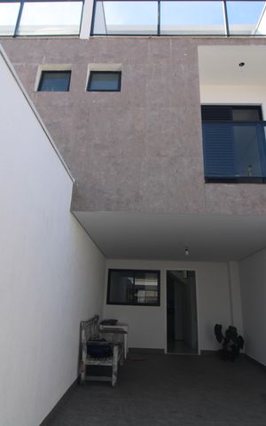 Casa à venda com 125m², 3 quartos e 2 vagasÁrea Externa