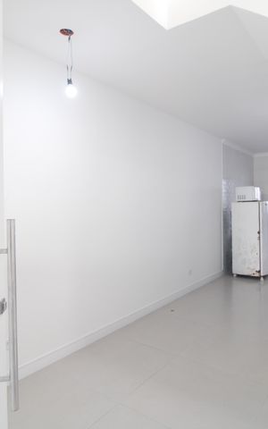 Casa à venda com 125m², 3 quartos e 2 vagasSala