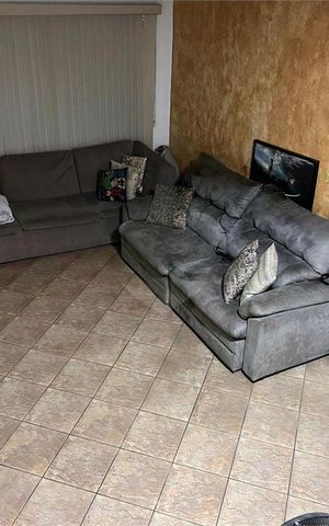 Casa à venda com 110m², 4 quartos e 2 vagas