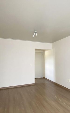 Casa de condomínio à venda com 60m², 2 quartos e 1 vagaSala