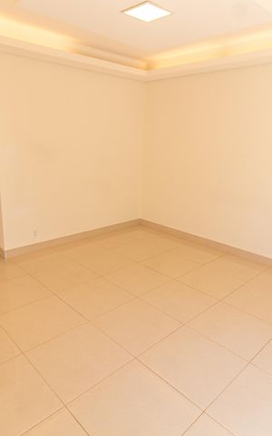 Casa de condomínio para alugar com 308m², 3 quartos e 4 vagas Casa de condomínio para alugar com 308m², 3 quartos e 4 vagasSala