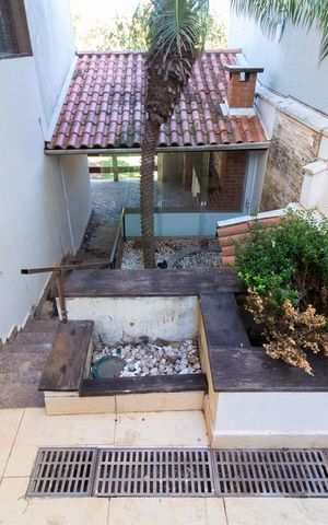 Casa de condomínio para alugar com 308m², 3 quartos e 4 vagas Casa de condomínio para alugar com 308m², 3 quartos e 4 vagasÁrea comum