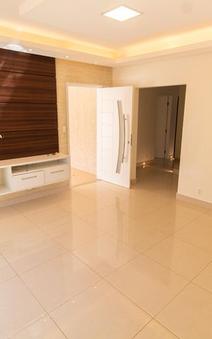 Casa de condomínio para alugar com 308m², 3 quartos e 4 vagas Casa de condomínio para alugar com 308m², 3 quartos e 4 vagasSala