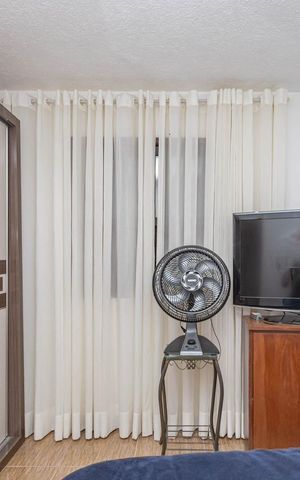 Casa à venda com 320m², 2 quartos e 2 vagasQuarto 1