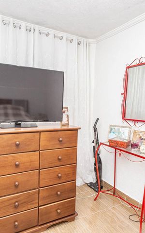 Casa à venda com 320m², 2 quartos e 2 vagasQuarto 2