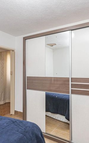 Casa à venda com 320m², 2 quartos e 2 vagasQuarto 1