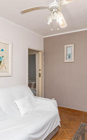 Casa à venda com 320m², 2 quartos e 2 vagasSala