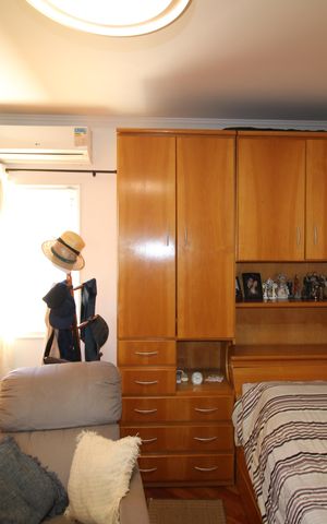 Casa à venda com 175m², 3 quartos e 3 vagasSuíte 2
