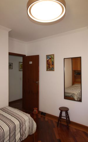 Casa à venda com 175m², 3 quartos e 3 vagasSuíte 2