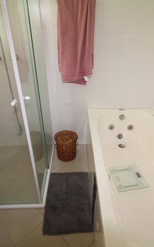 Casa à venda com 175m², 3 quartos e 3 vagasBanheiro da Suíte 3