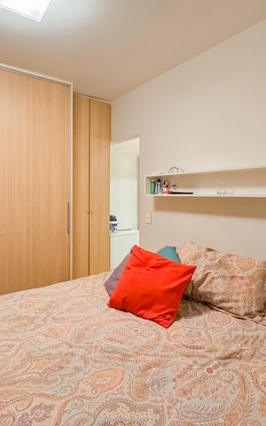 Casa à venda com 144m², 3 quartos e 2 vagas Casa à venda com 144m², 3 quartos e 2 vagasSuíte