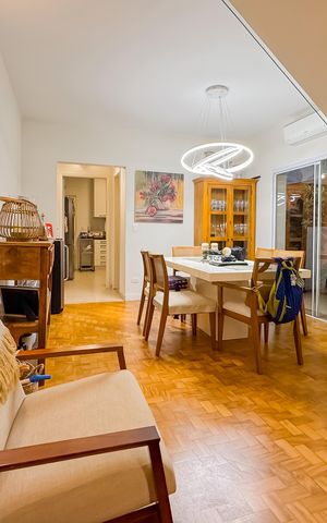 Casa à venda com 144m², 3 quartos e 2 vagas Casa à venda com 144m², 3 quartos e 2 vagasSala de Jantar