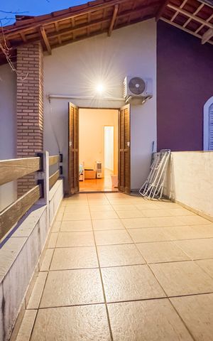 Casa à venda com 144m², 3 quartos e 2 vagas Casa à venda com 144m², 3 quartos e 2 vagasTerraço do Quarto 1