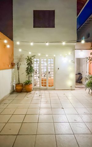 Casa à venda com 144m², 3 quartos e 2 vagas Casa à venda com 144m², 3 quartos e 2 vagasGaragem