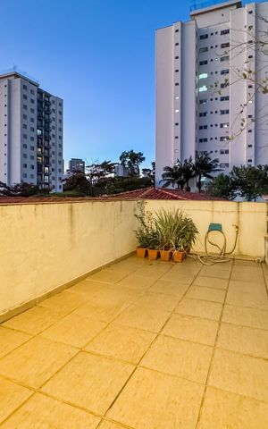 Casa à venda com 144m², 3 quartos e 2 vagas Casa à venda com 144m², 3 quartos e 2 vagasTerraço do Quarto 1