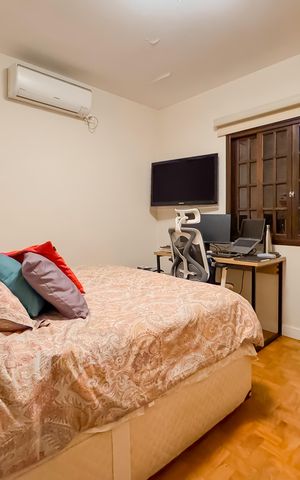 Casa à venda com 144m², 3 quartos e 2 vagas Casa à venda com 144m², 3 quartos e 2 vagasSuíte