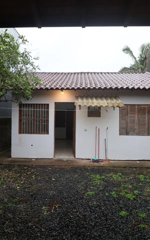 Casa à venda com 150m², 2 quartos e 1 vagaÁrea externa