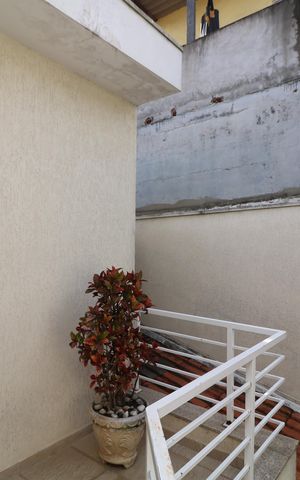 Casa à venda com 300m², 4 quartos e 3 vagasVaranda da Suíte 4