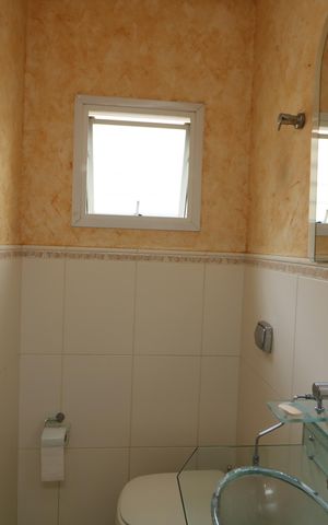 Casa à venda com 300m², 4 quartos e 3 vagasLavabo Sala