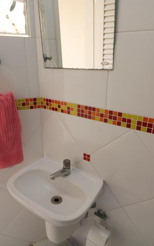 Casa à venda com 300m², 4 quartos e 3 vagasBanheiro de serviço