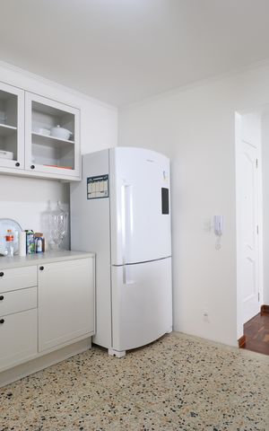 Apartamento à venda com 100m², 2 quartos e 1 vagaCozinha