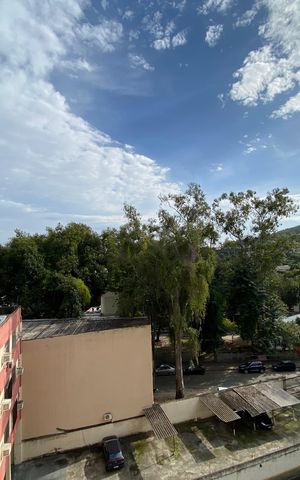 Apartamento à venda com 57m², 2 quartos e 1 vaga Apartamento à venda com 57m², 2 quartos e 1 vagaVista - Área de Serviço