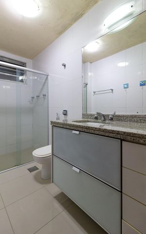 Apartamento à venda com 100m², 3 quartos e 1 vaga Apartamento à venda com 100m², 3 quartos e 1 vagaBanheiro social