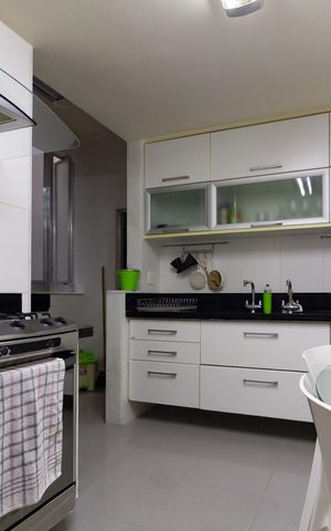 Apartamento à venda com 100m², 3 quartos e 1 vaga Apartamento à venda com 100m², 3 quartos e 1 vagaCozinha