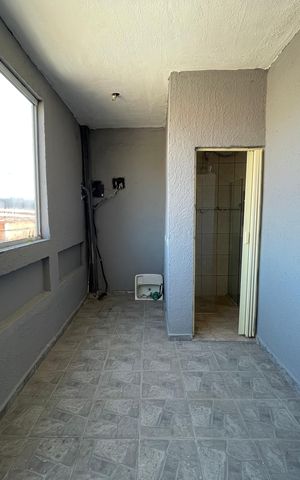 Casa de condomínio para alugar com 45m², 1 quarto e sem vaga Casa de condomínio para alugar com 45m², 1 quarto e sem vagaÁrea de Serviço