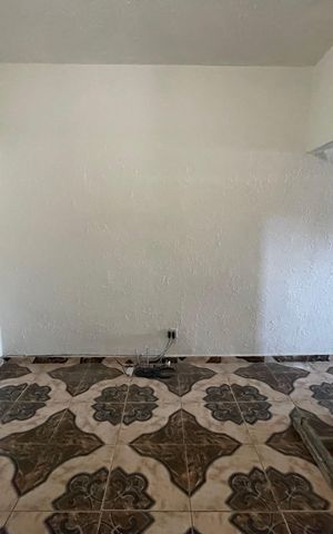 Casa de condomínio para alugar com 45m², 1 quarto e sem vaga Casa de condomínio para alugar com 45m², 1 quarto e sem vagaSala