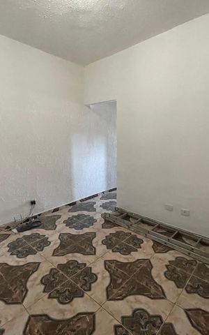 Casa de condomínio para alugar com 45m², 1 quarto e sem vaga Casa de condomínio para alugar com 45m², 1 quarto e sem vagaSala