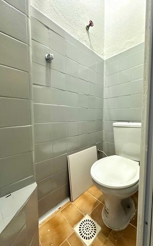Apartamento para alugar com 70m², 2 quartos e sem vaga Apartamento para alugar com 70m², 2 quartos e sem vagaBanheiro de serviço