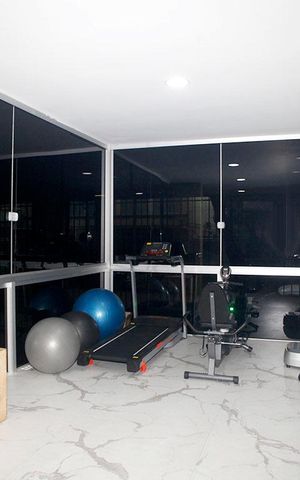 Apartamento à venda com 175m², 5 quartos e 1 vagaÁrea Comum - Academia
